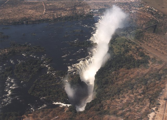 Victoria Falls from the air 1 - vfalls1.jpg