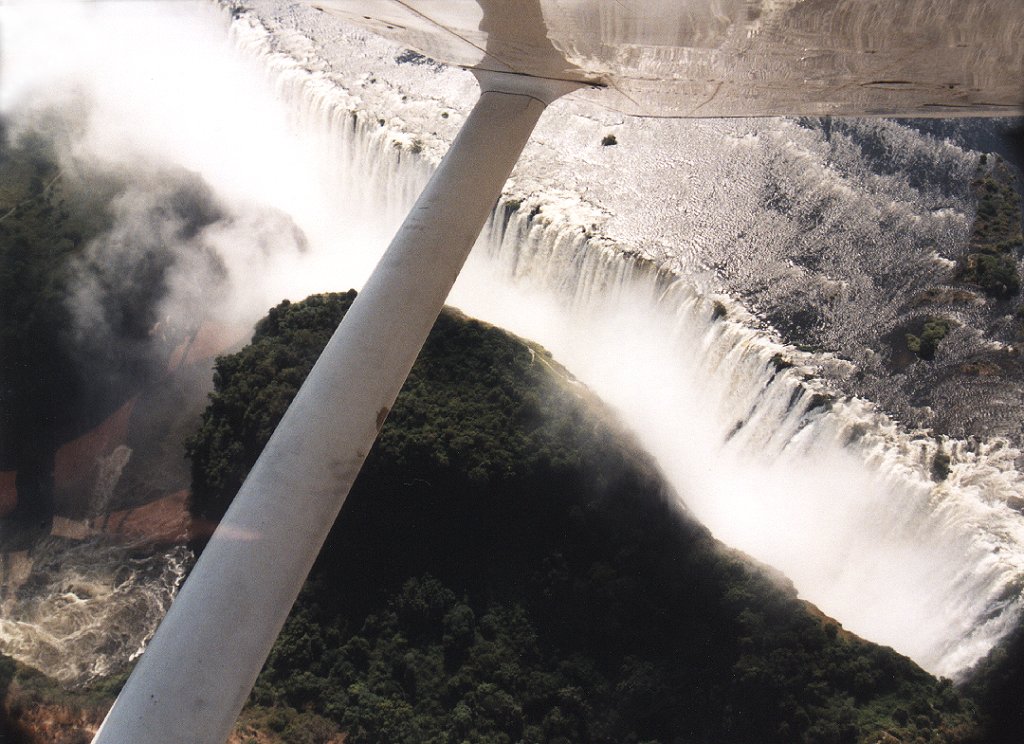 Victoria Falls Viewed Fom The Air 3 (Hi Res) - vfalls5.jpg